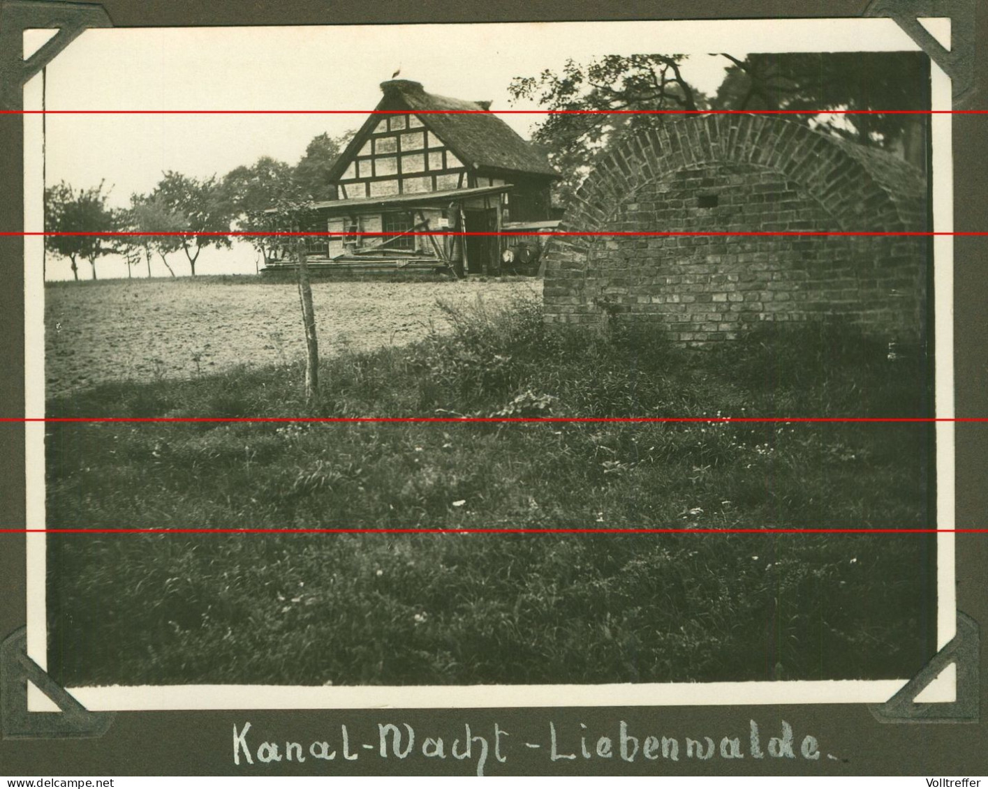 2x orig. Foto um 1930 Liebenwalde in Brandenburg, Ortspartie, Blick auf das Gebäude der Kanal Wacht, Kanalwacht