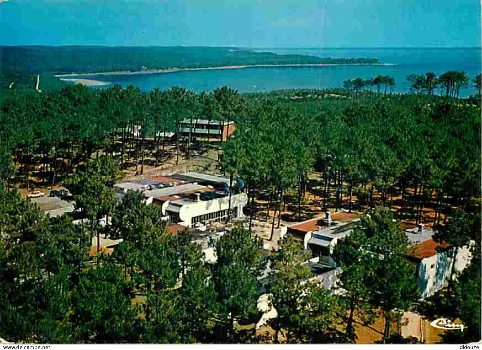 33 - Carcans - Maubuisson - Village de Vacances Les Dunes - Base de Plein Air et de Loisirs de Bombannes - Vue aérienne