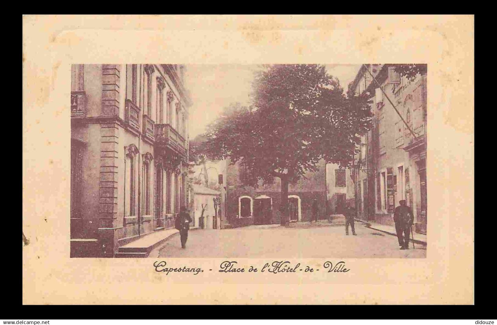 34 - Capestang - Place de l'Hotel de Ville - Animée - Correspondance - CPA - Voir Scans Recto-Verso