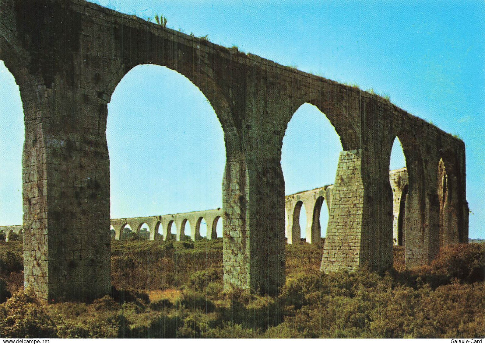 34 CASTRIES L AQUEDUC