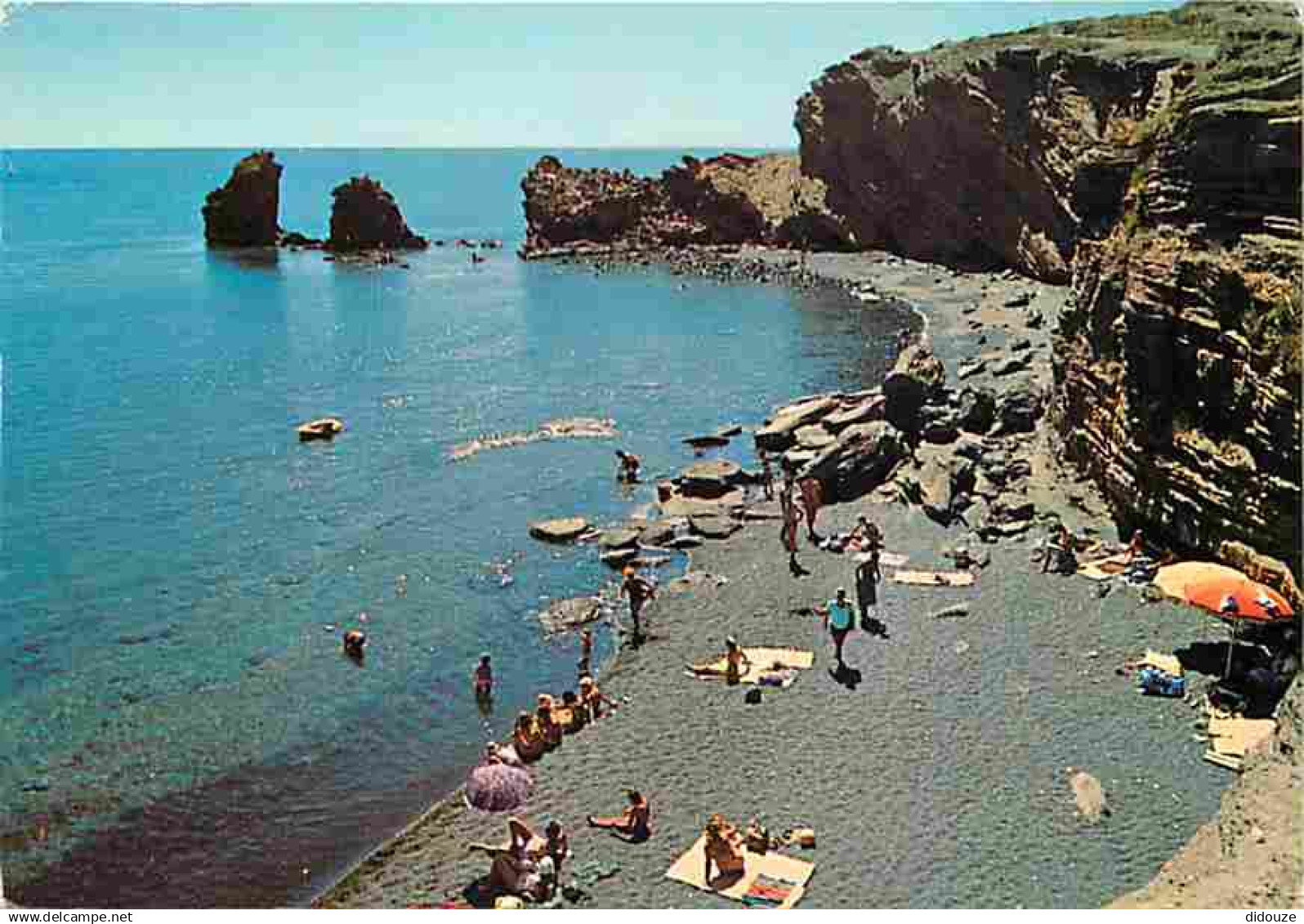 34 - Le Cap d'Agde - La Plage Noire - Scènes de Plage - Flamme Postale de Energie Languedoc Roussillon - CPM - Voir Scan