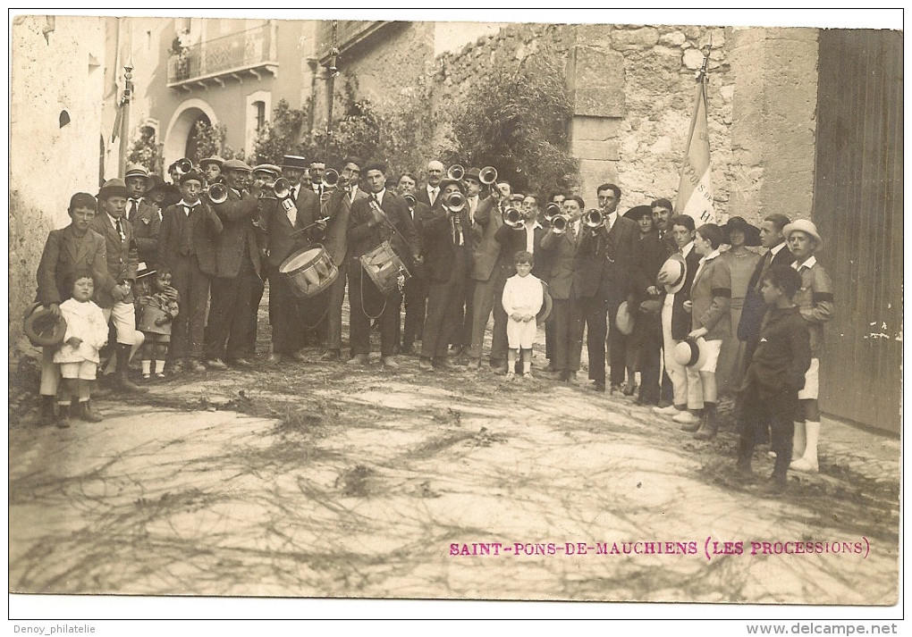 34/ Saint Pons de Mauchiens - Les Processions ) Fanfare - Carte Photo