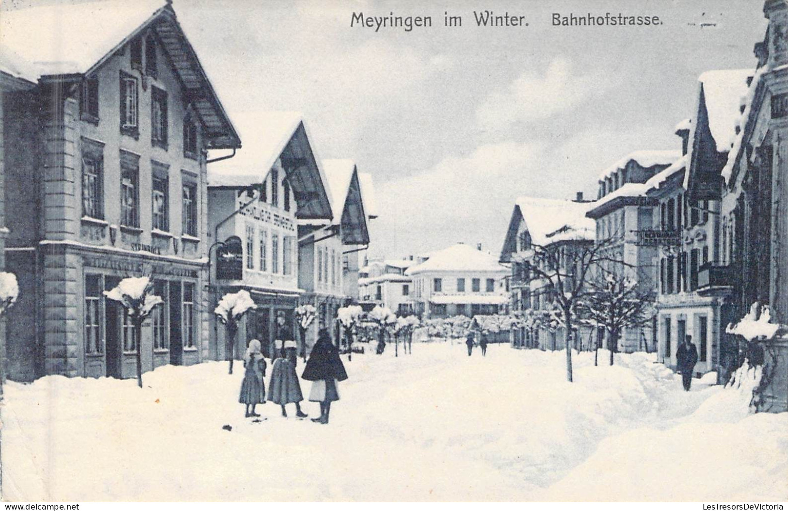 [-35%] SUISSE - Meyringen Im Winter - Bahnhofstrasse - Carte Postale Ancienne