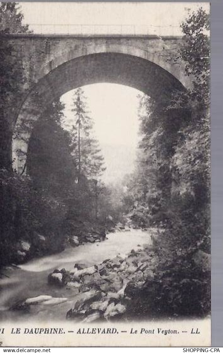 38 - Allevard - Le pont Veyton