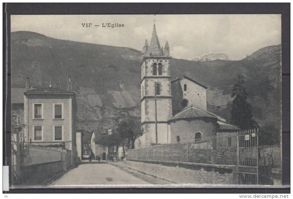 38 - Vif - l'Eglise