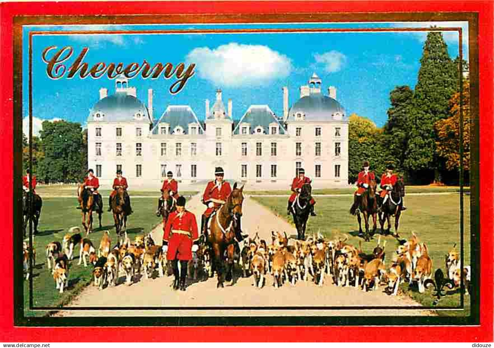 41 - Cheverny - Les piqueux et la meute de l'équipage de Cheverny devant le château - Chasse à Courre - Chevaux - Chiens