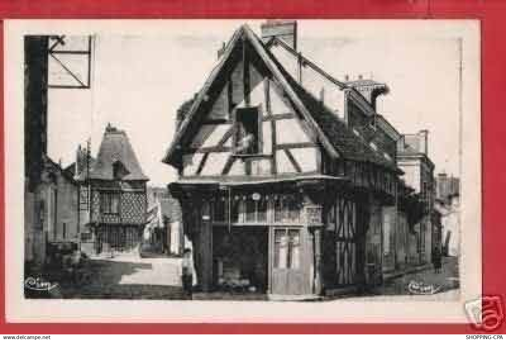 41 - ROMORANTIN - LE CARROIR D'OREE