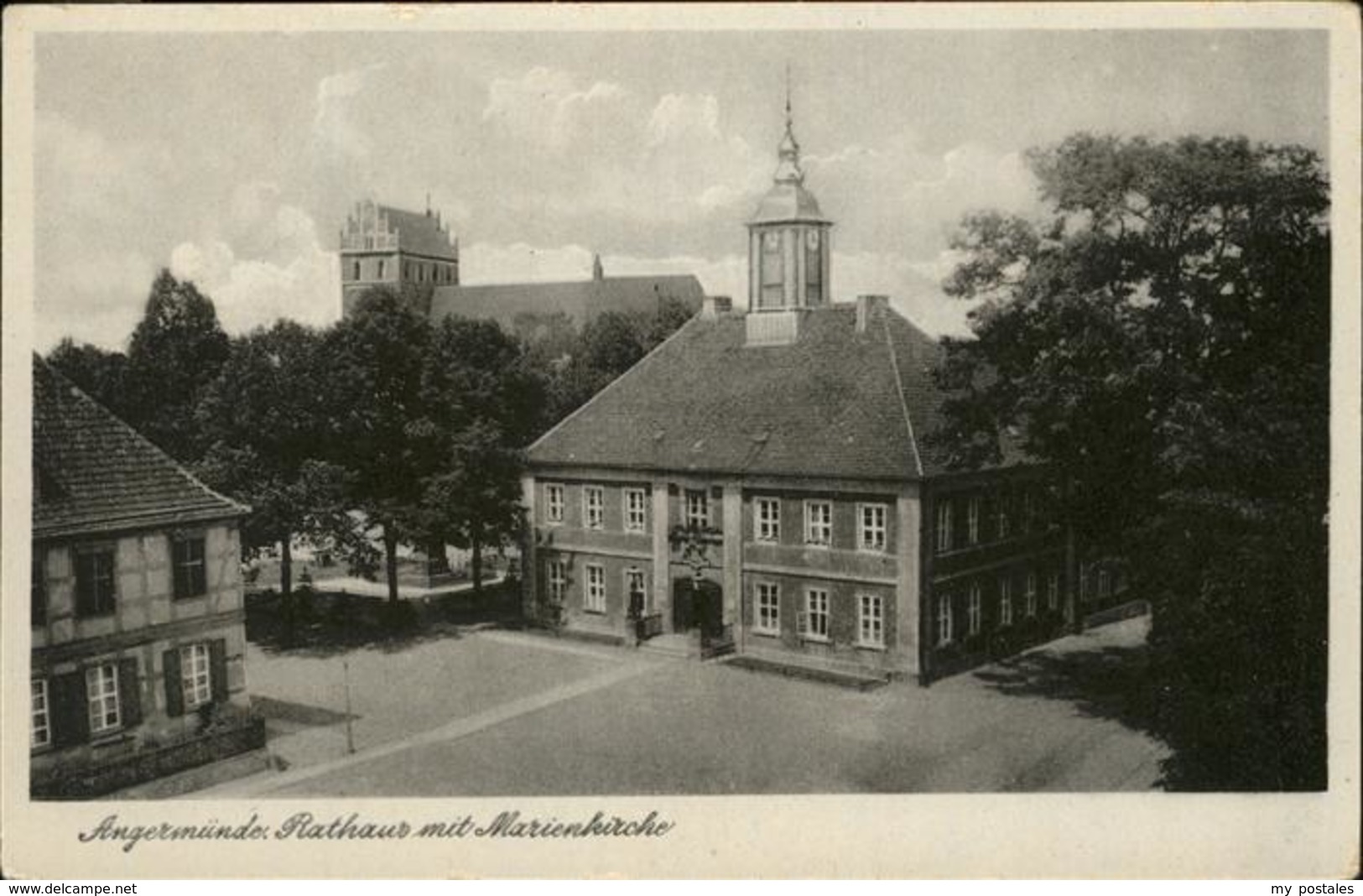 41239339 Angermuende Rathaus, Marienkirche Angermuende