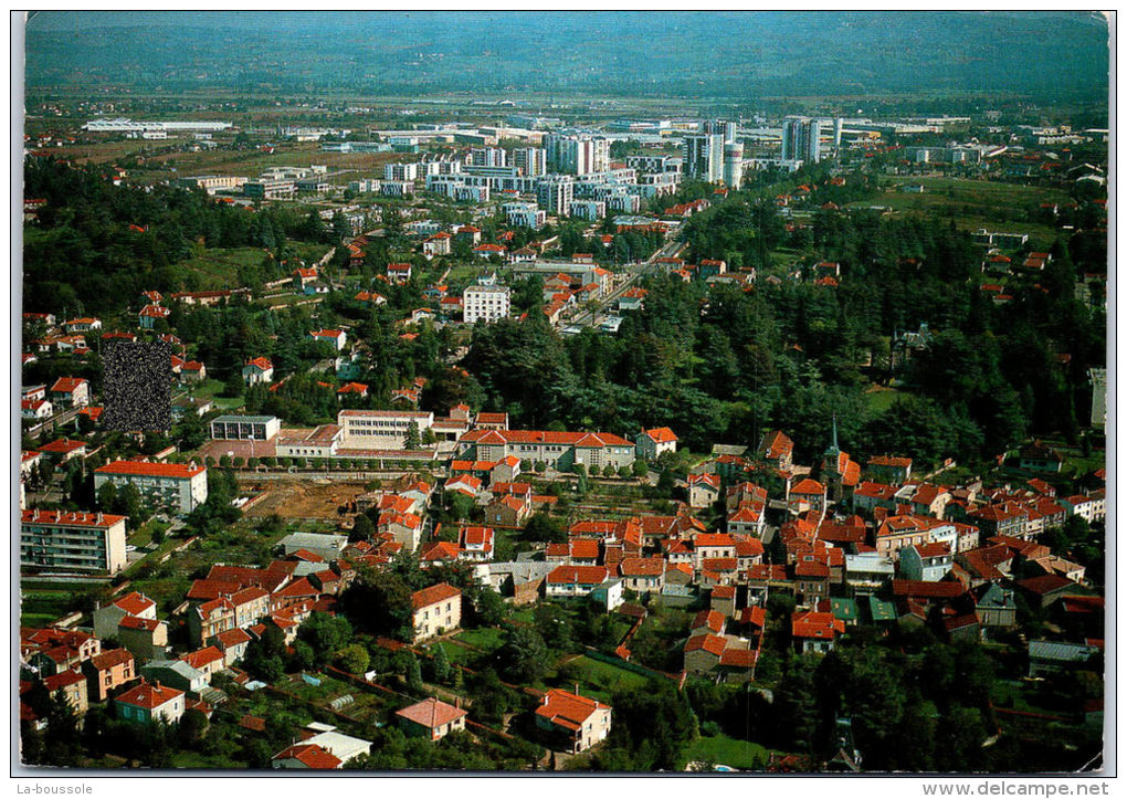 42 ANDREZIEUX BOUTHEON - vue générale aérienne et chapelle