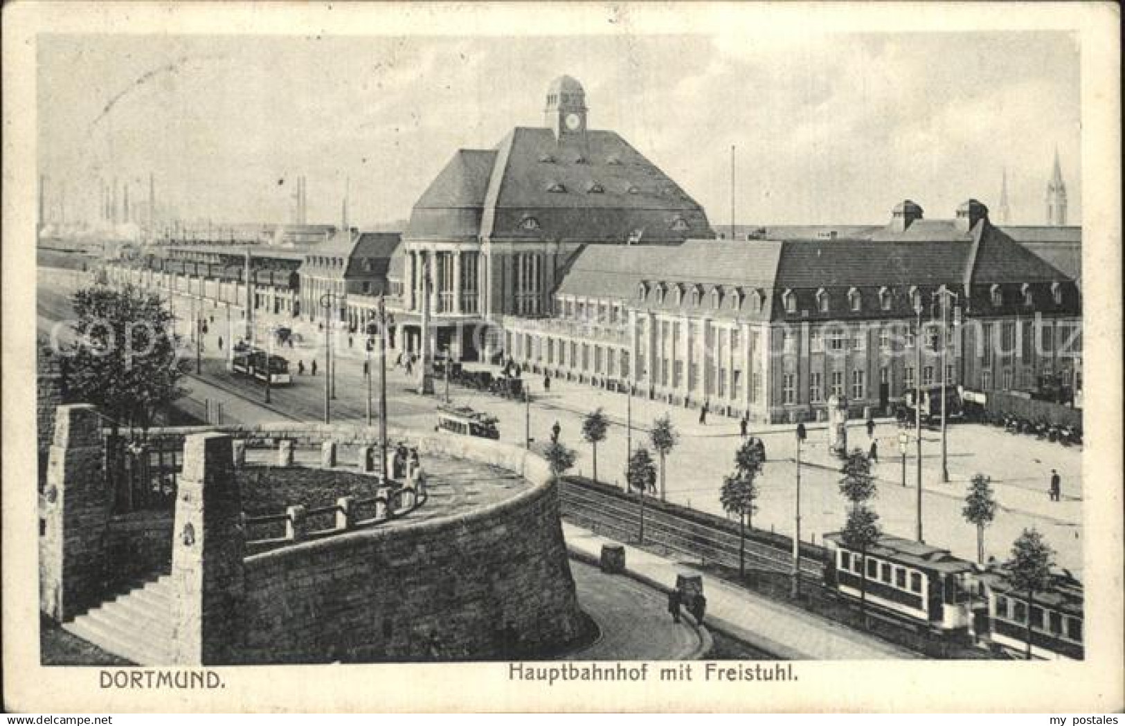 42561541 Dortmund Hauptbahnhof mit Freistuhl Dortmund