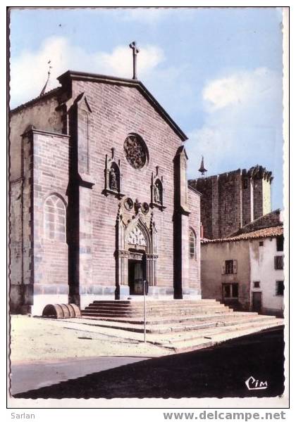 43 , SAUGUES , L'église