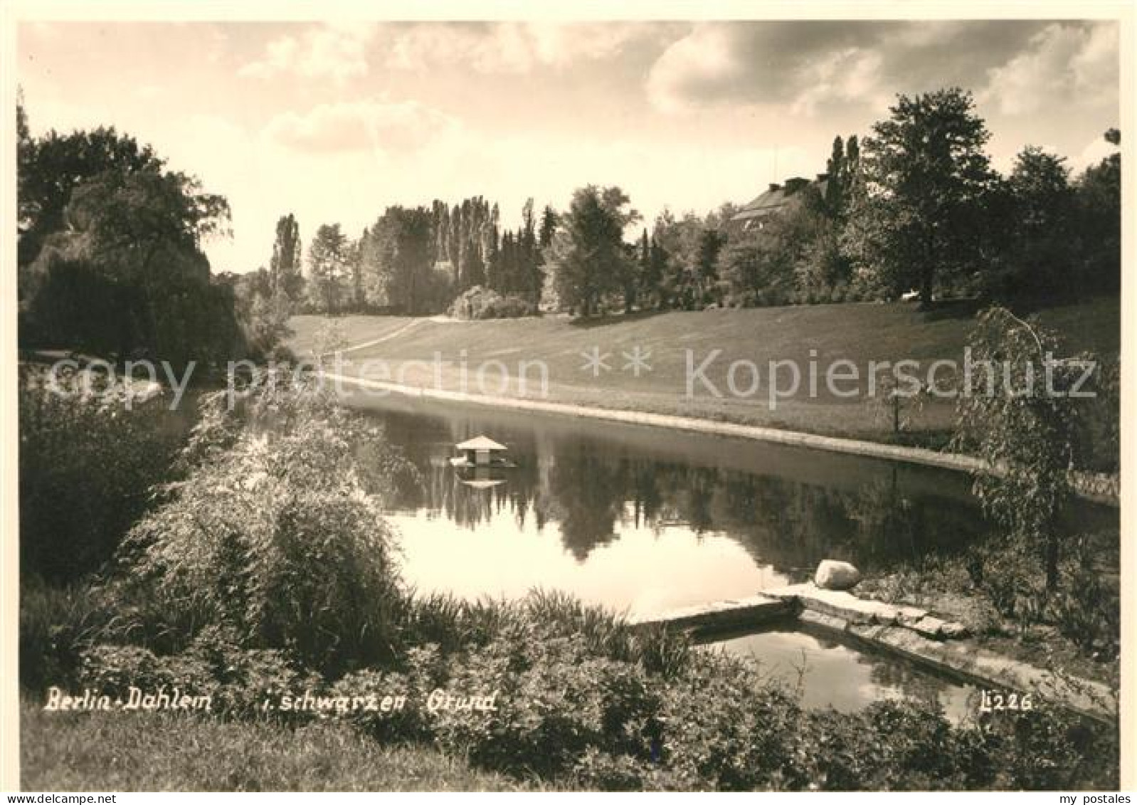 43369274 Dahlem Berlin Partie im schwarzen Grund Dahlem Berlin