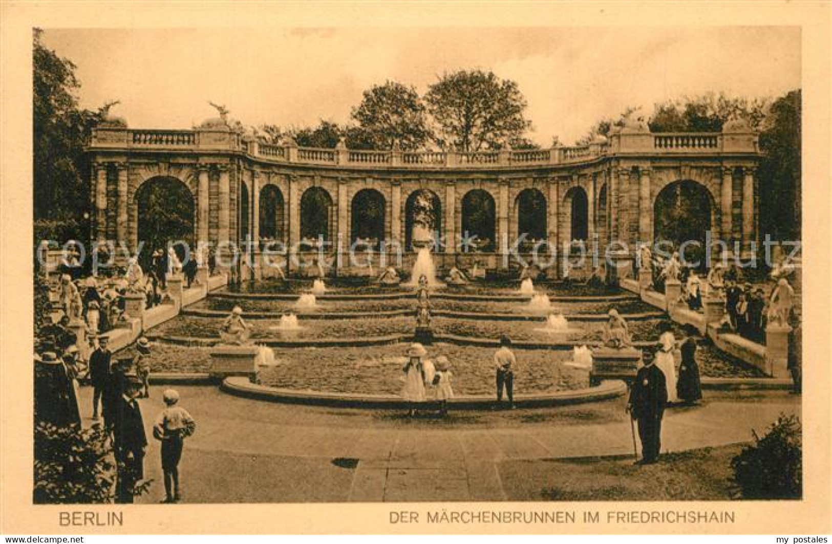 43370258 Berlin Maerchenbrunnen im Friedrichshain Berlin