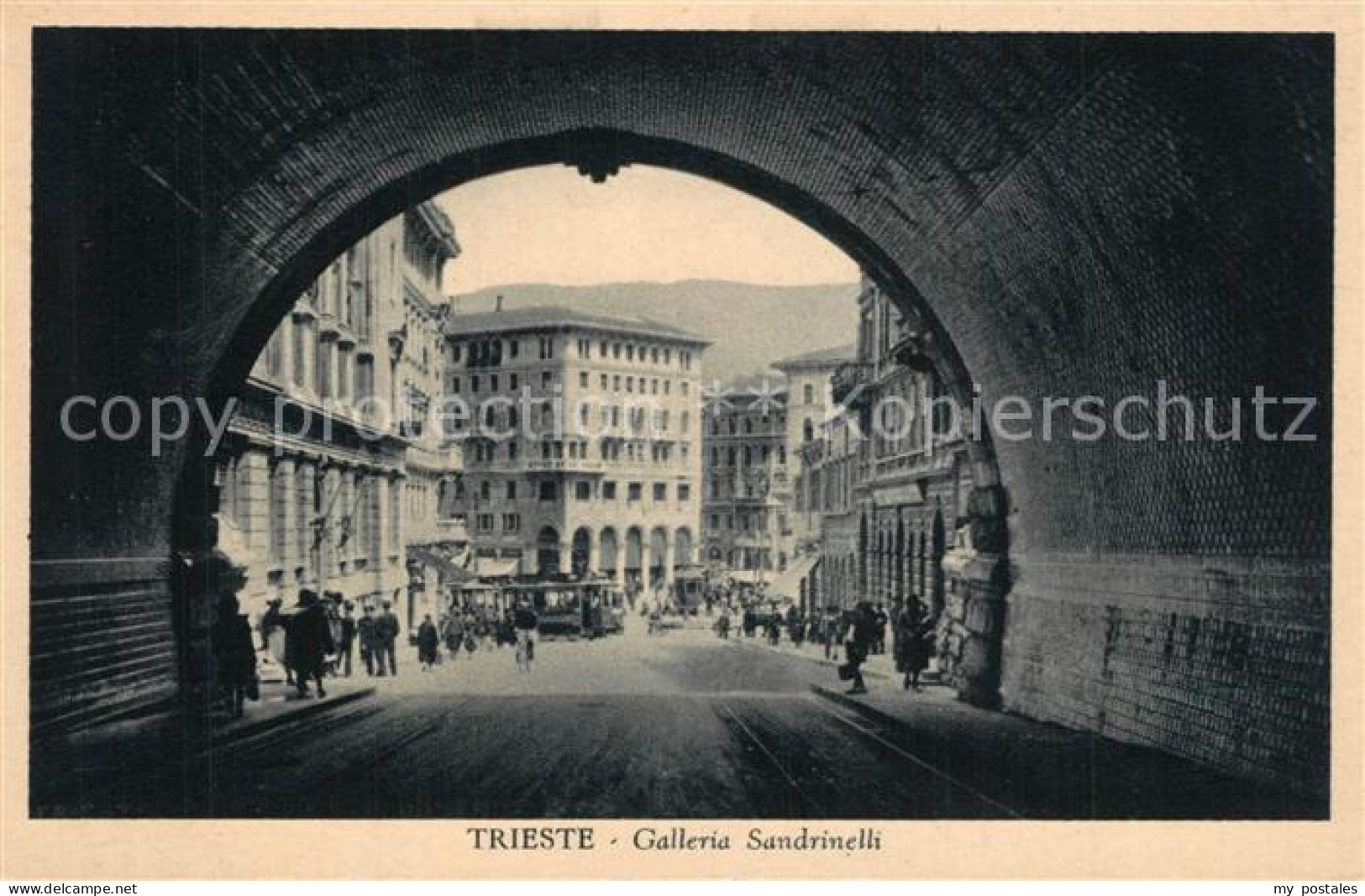 43531626 Trieste Galleria Sandrinelli Trieste