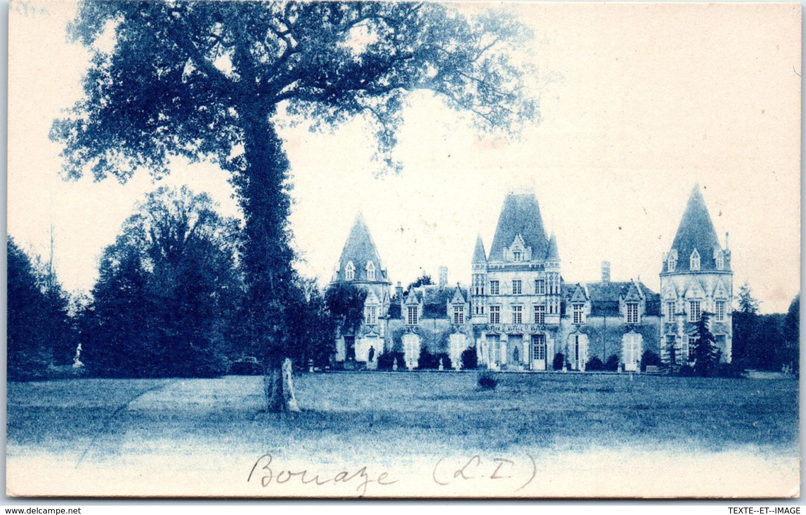 44 BOUAYE - Le château