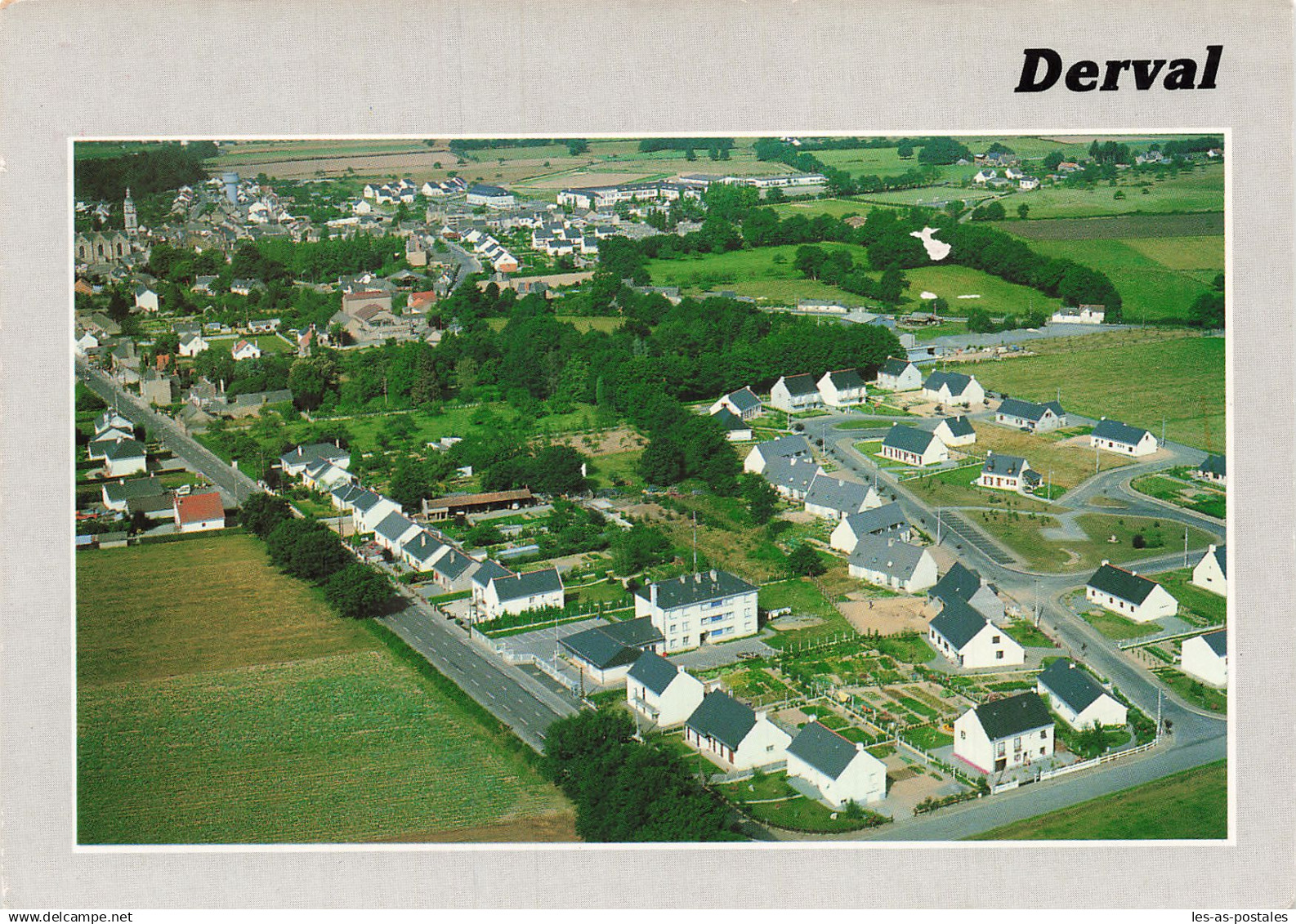 44 DERVAL