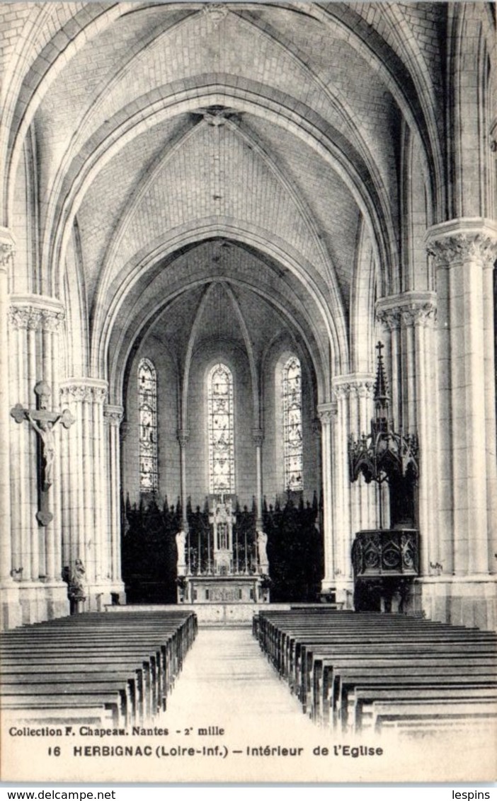 44 - HERBIGNAC -- Intérieur de l'Eglise