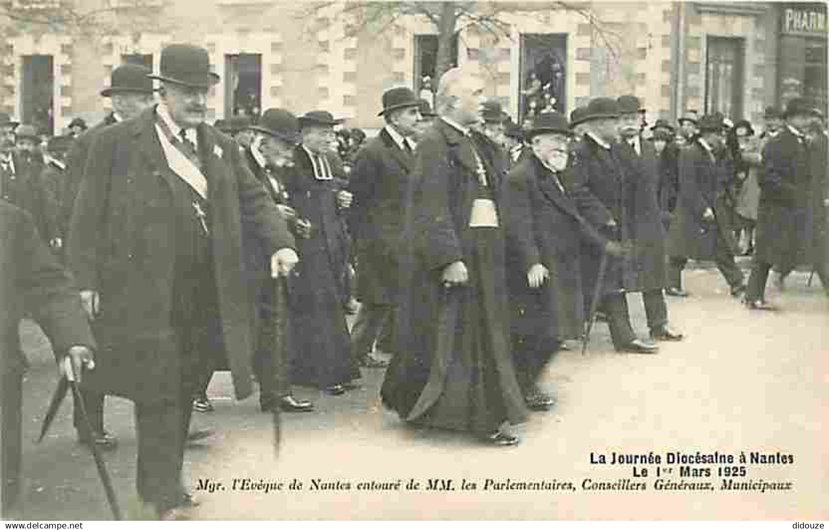 44 - Nantes - La Journée du Diocésaine à Nantes le 1e Mars 1925 - L'Eveque de Nantes entouré des Hommes politiques - Ani