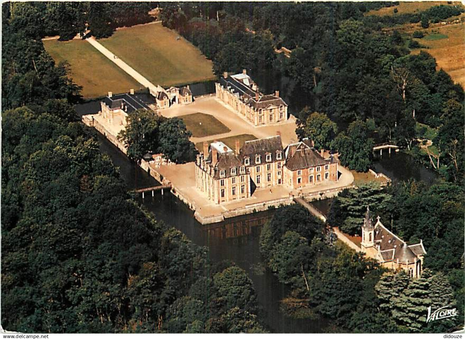 45 - La Ferté Saint Aubin - Le Château - Vue aérienne - CPM - Voir Scans Recto-Verso