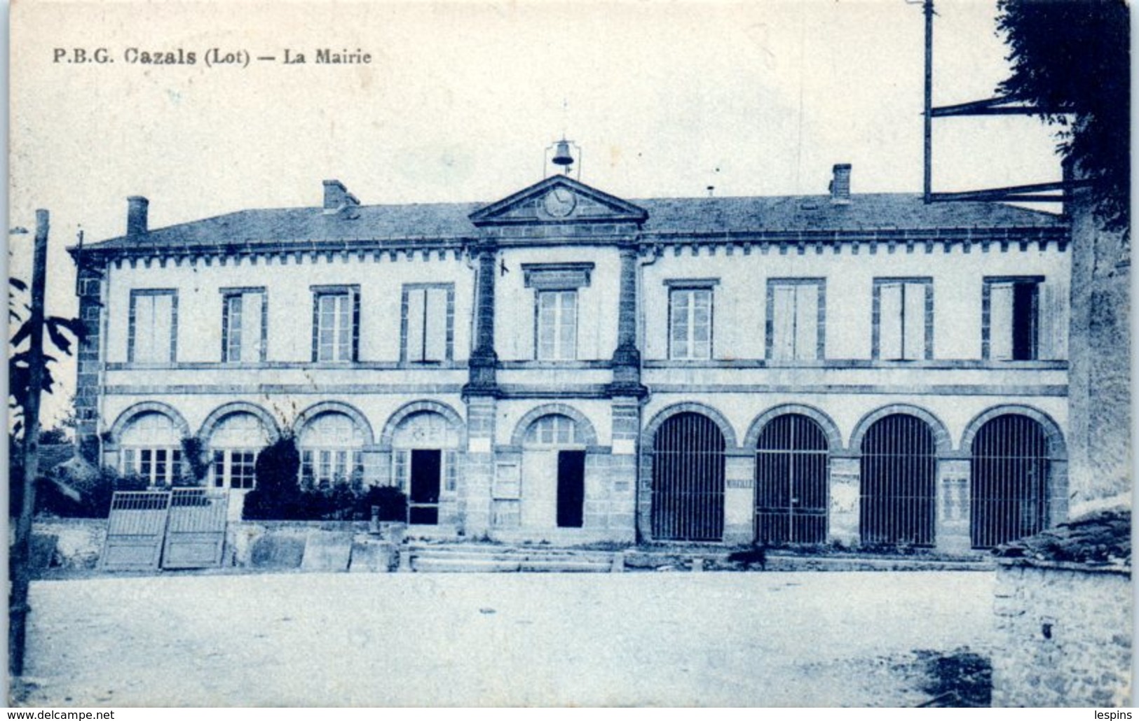 46 - CAZALS --  La Mairie