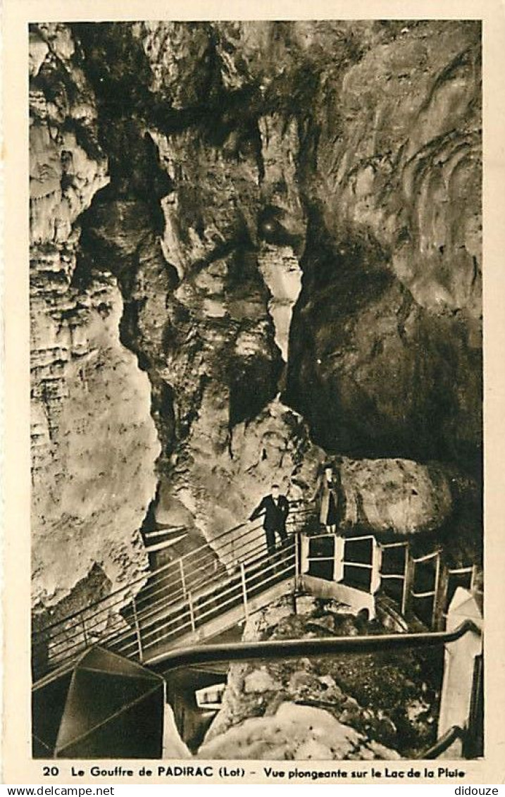 46 - Padirac - Le Gouffre de Padirac - Vue plongeante sur le Lac de la Pluie - Animée - Spéléologie - Grotte - CPA - Voi