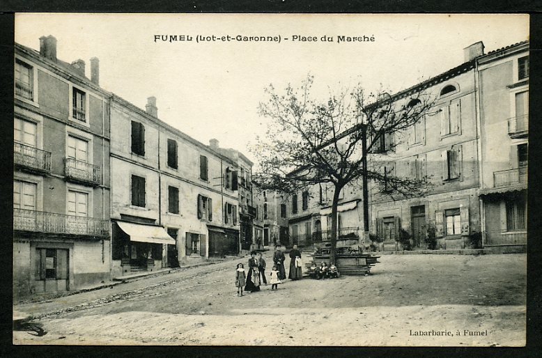 47 - FUMEL - Place du Marché