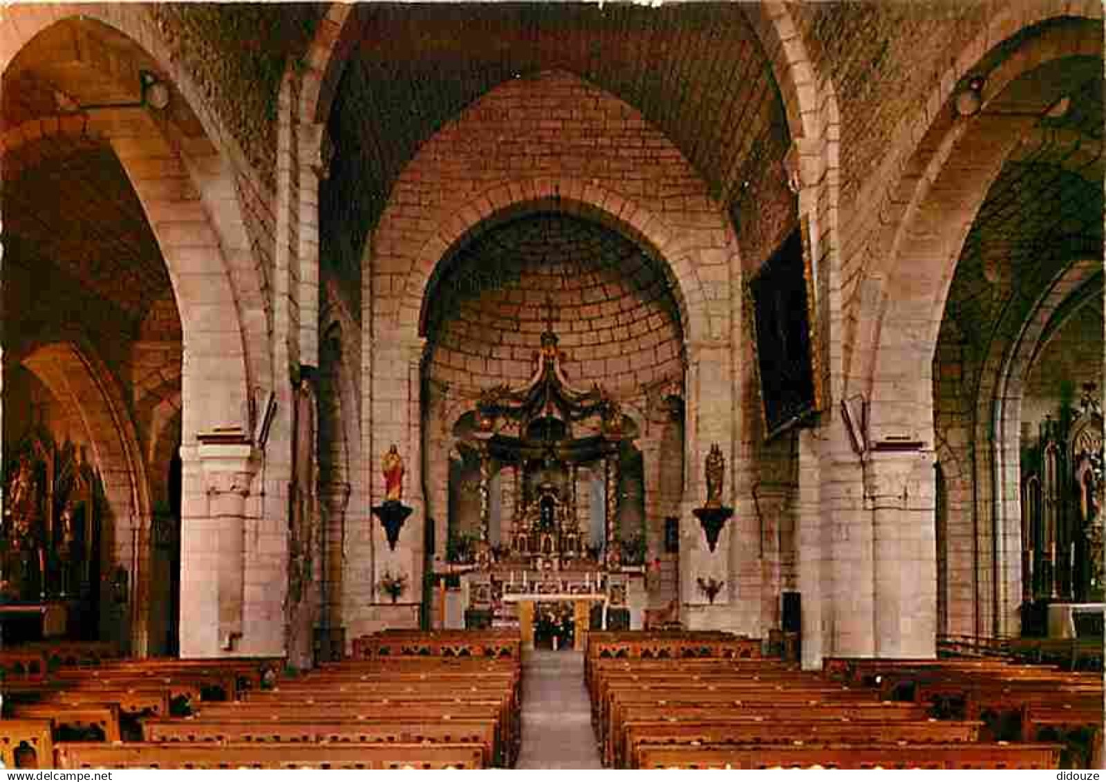 48 - Chanac - L'intérieur de l'Eglise - CPM - Voir Scans Recto-Verso