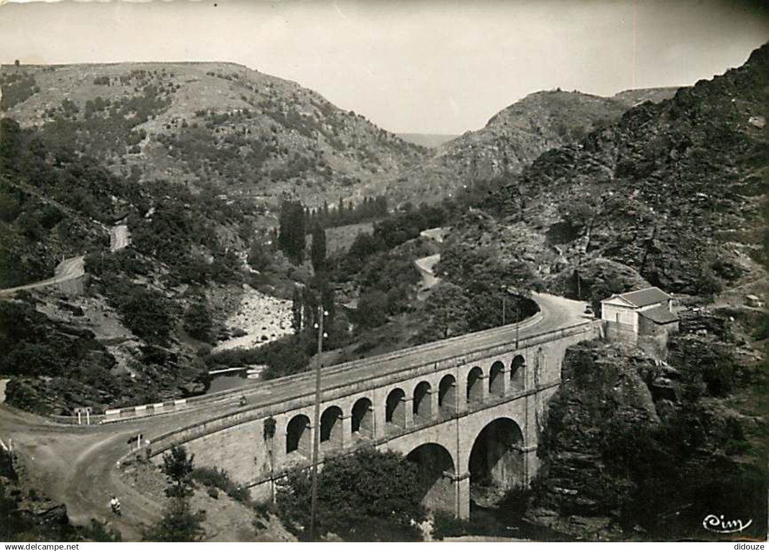 48 - Villefort - Le Pont Louis-Philippe - Mention Photographie véritable - Carte dentelée - CPSM grand format - Carte Ne