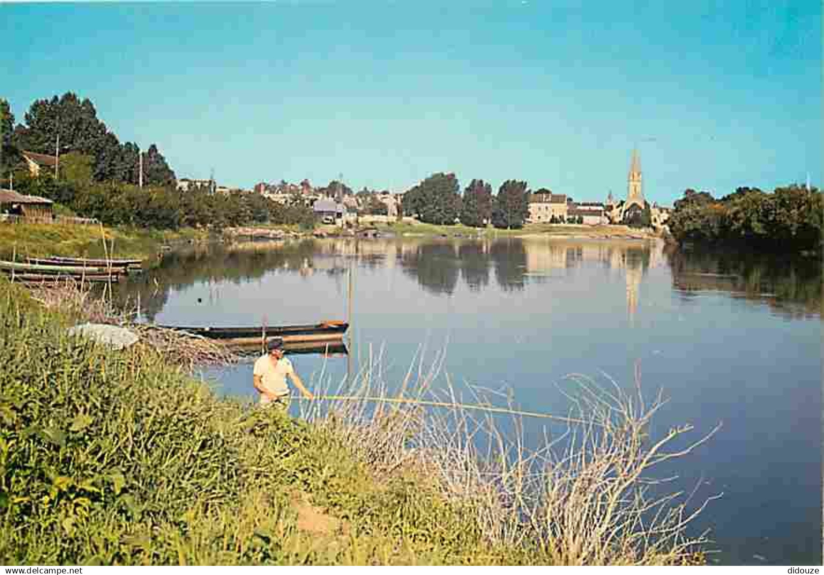 49 - Chalonnes sur Loire - La Loire et au fond l'Eglise Saint-Maurille - Pecheur à la ligne - CPM - Voir Scans Recto-Ver