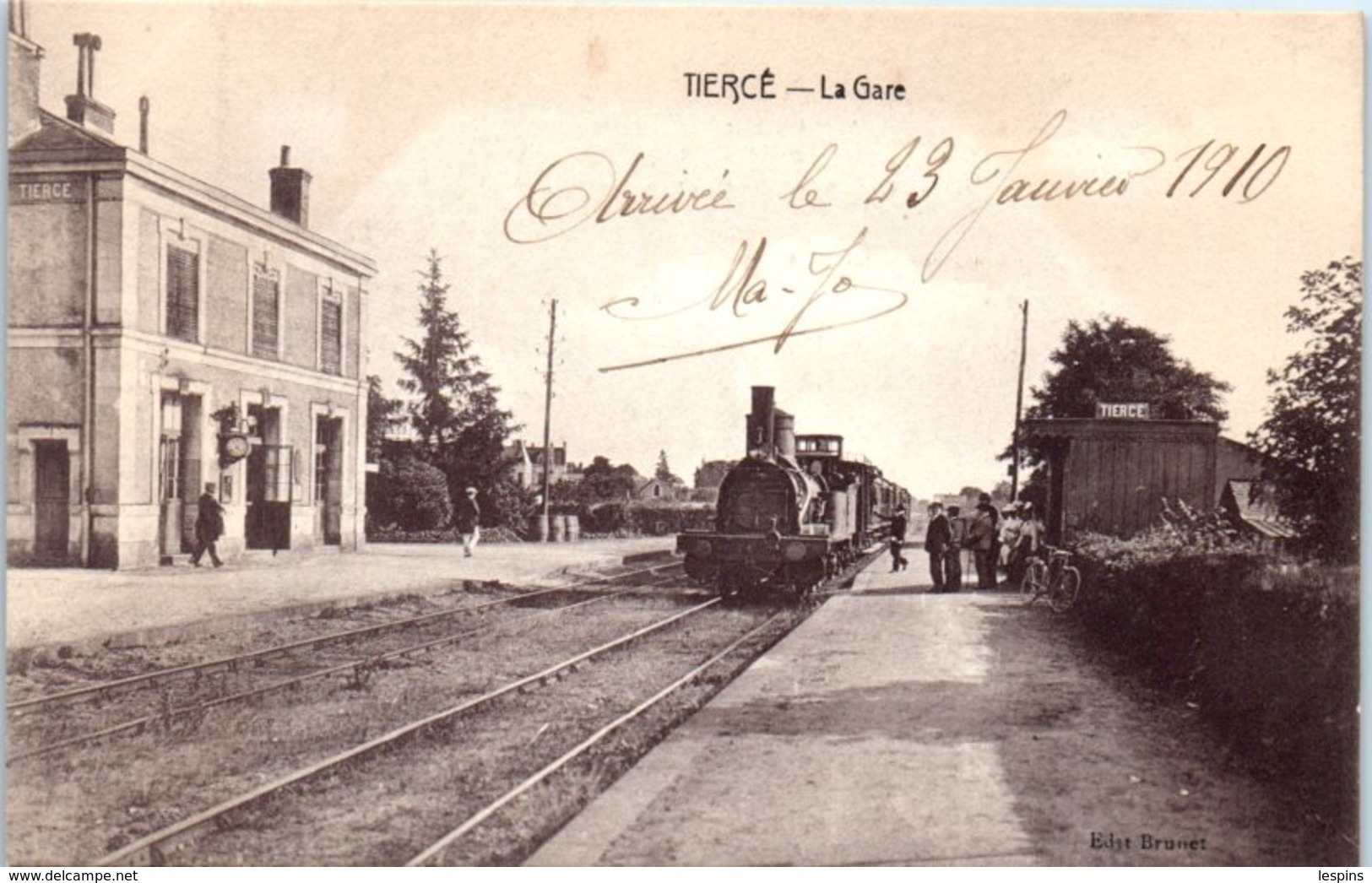 49 - TIERCE -- La gare