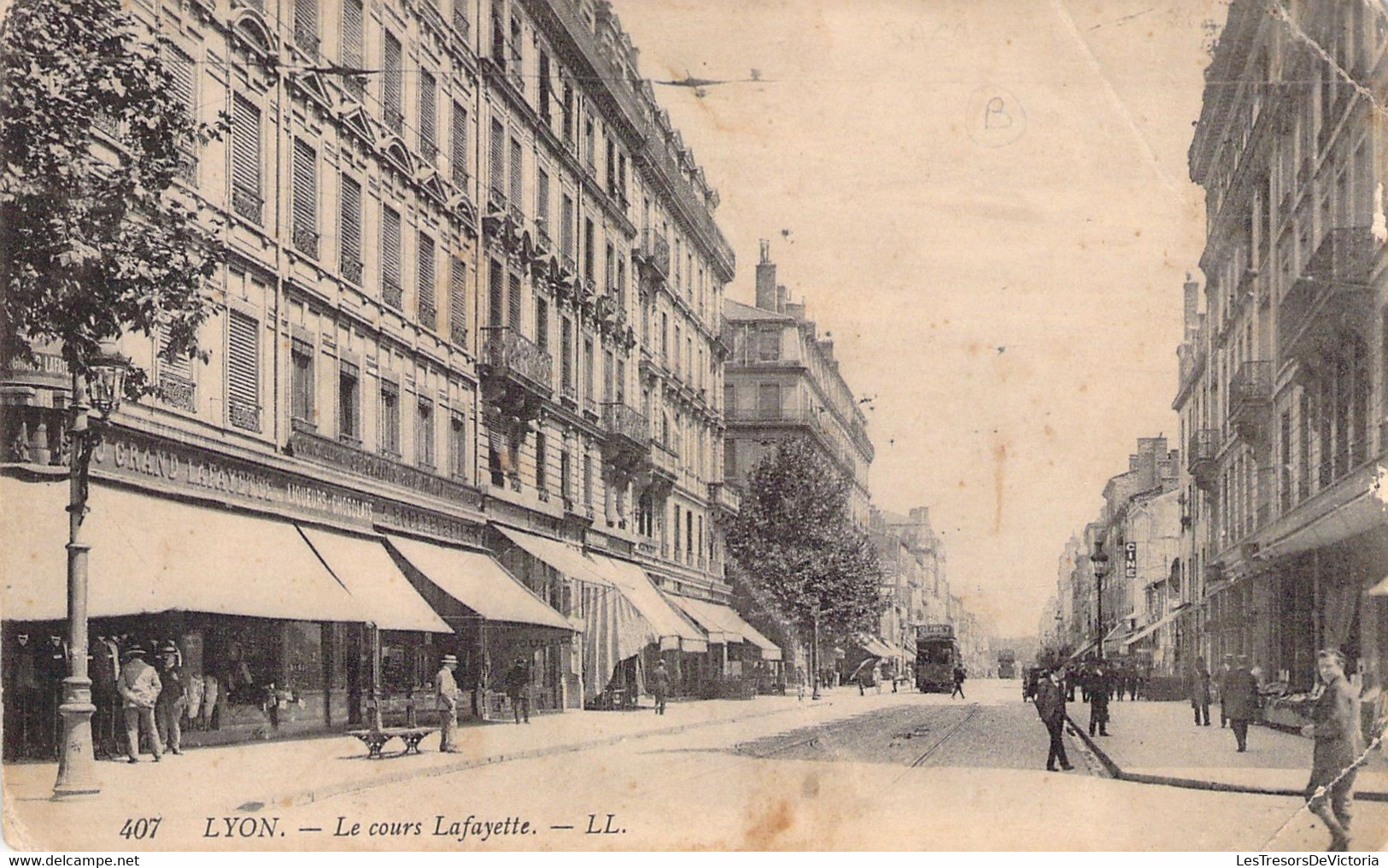 [-5%] CPA Lyon - Le cours Lafayette - Tramway - Animé