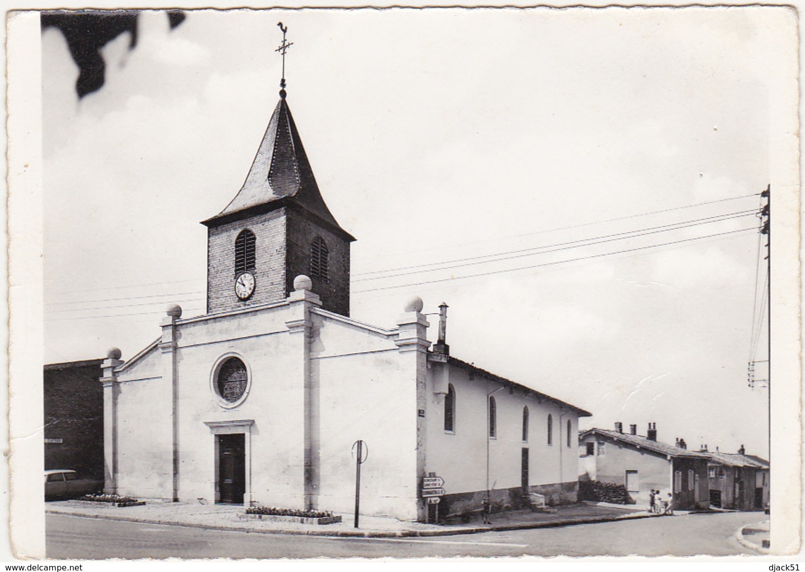 51 - GIVRY-EN-ARGONNE (Marne) - Mairie - Eglise Saint-Laurent