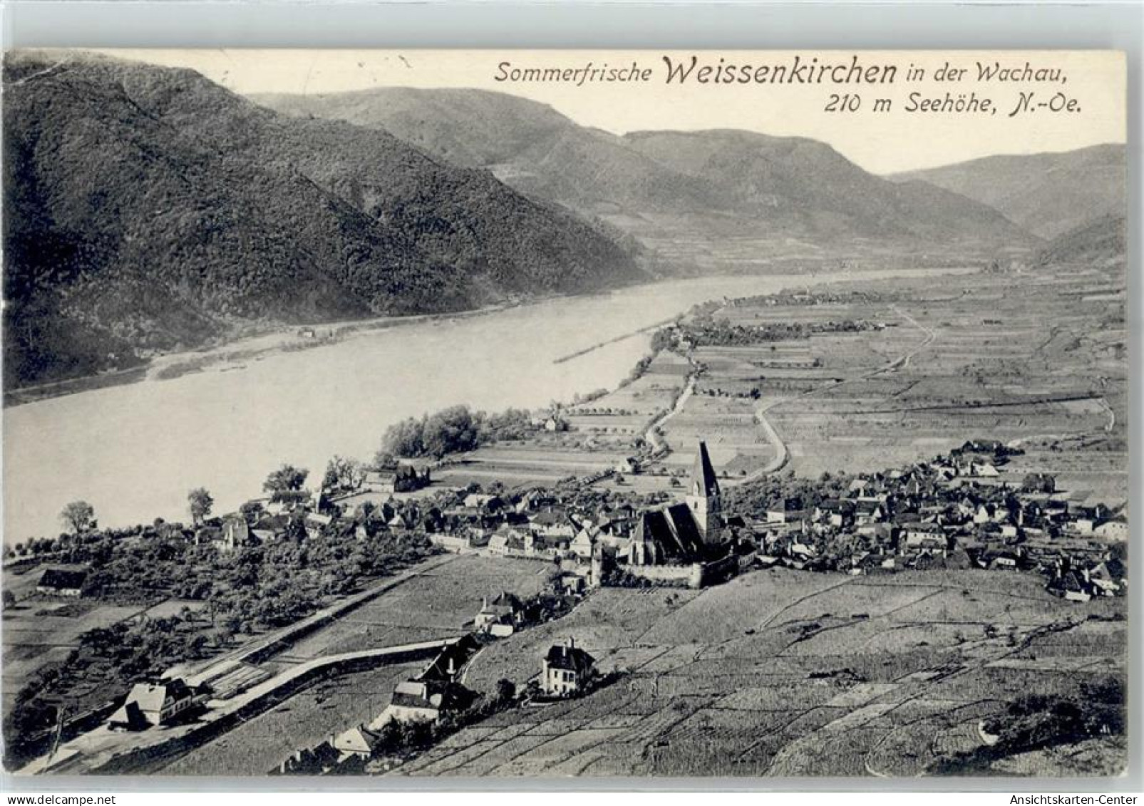 51795897 - Weissenkirchen in der Wachau