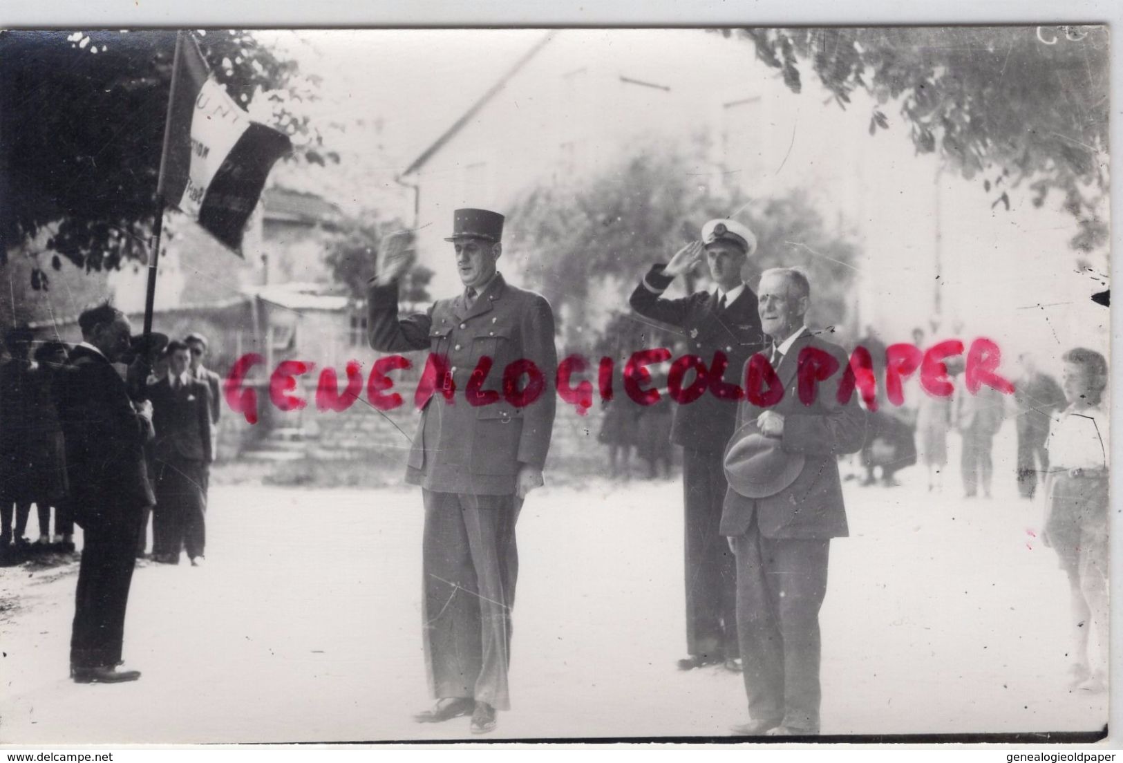 52 - COLOMBEY LES DEUX EGLISES- RARE CARTE PHOTO GENERAL DE GAULLE - PHOTO MADELEINE BOTREL