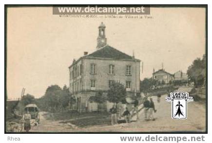 52 Montigny-le-Roi - MONTIGNY-LE-ROI - L'Hôtel de Ville et la Voie - cpa