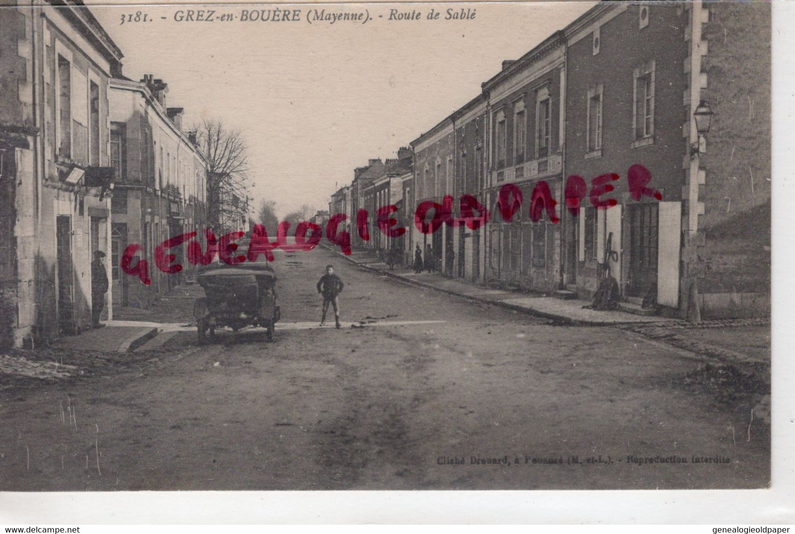 53-  GREZ EN BOUERE- CREZ EN BOUERE- ROUTE DE SABLE- VOITURE - MAYENNE