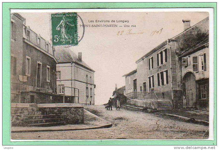 54 - MONT SAINT MARTIN -- Une Rue