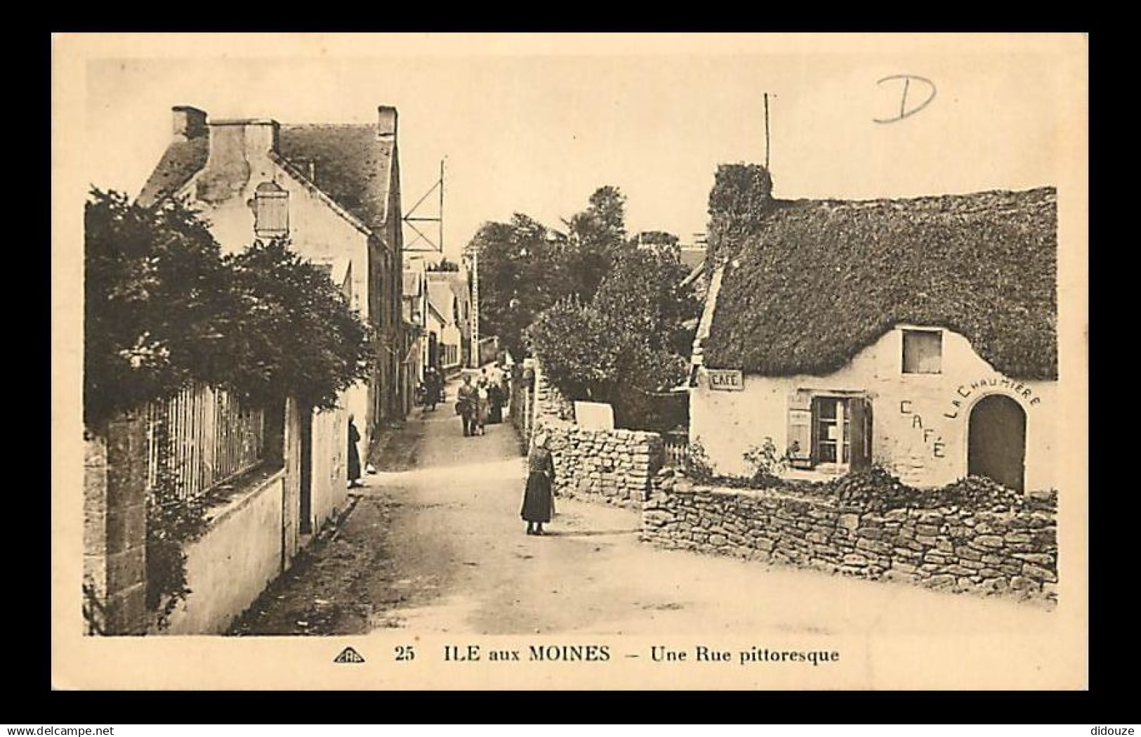 56 - Ile aux Moines - Une Rue pittoresque - Animée - CPA - Voir Scans Recto-Verso