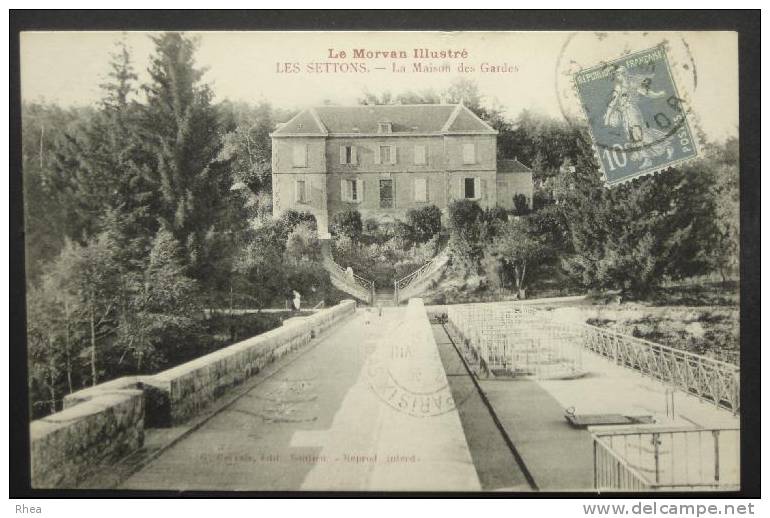 58 Les-Settons Montsauche-les-Settons chateau maison des gardes    D58D  K58180K  C58180C RH057845