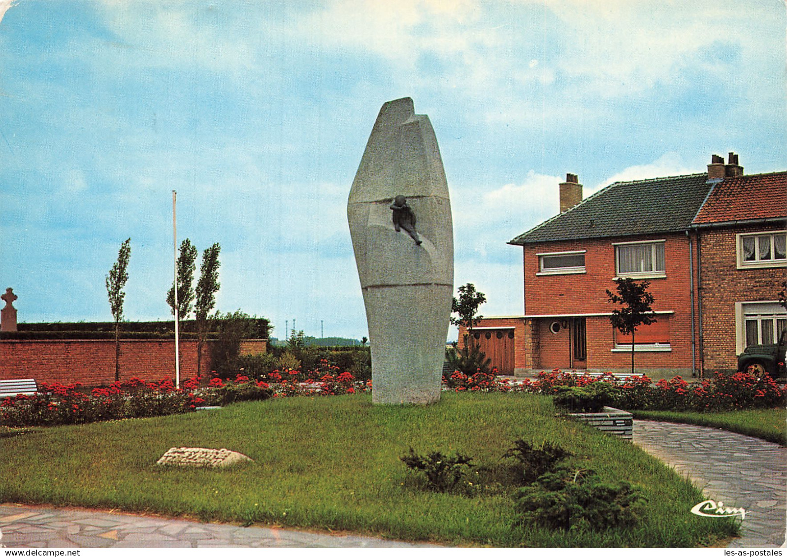 59 GRANDE SYNTHE MONUMENT DU SOUVENIR