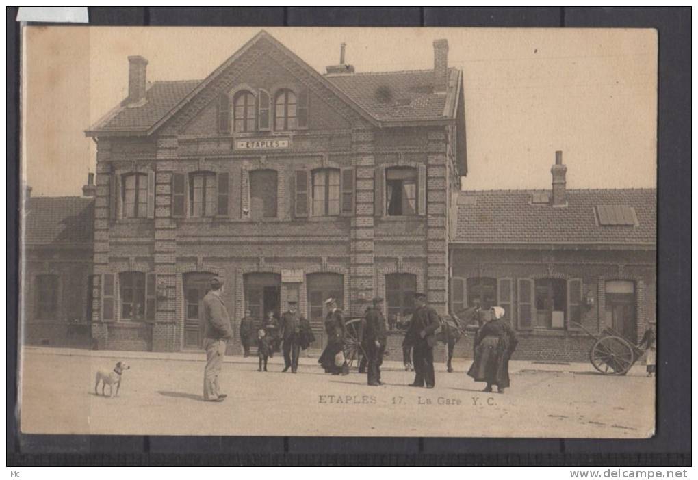 62 - Etaples - La Gare  - animée