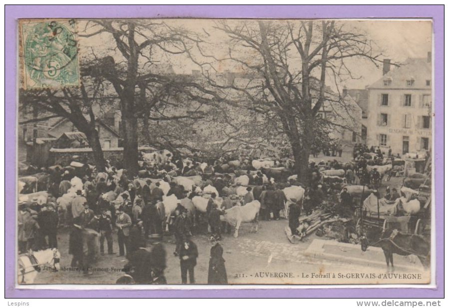 63 - SAINT GERVAIS d'AUVERGNE --Le Foirail