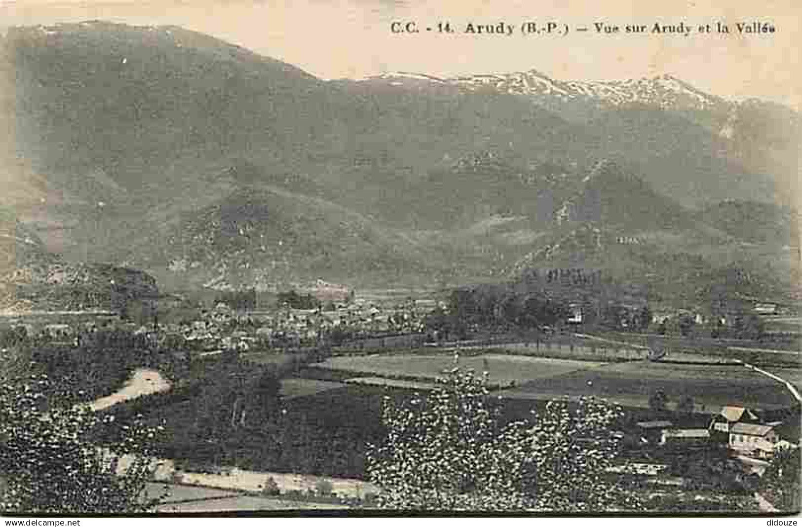 64 - Arudy - Vue sur Arudy et la Vallée - Correspondance - Voyagée en 1928 - CPA - Voir Scans Recto-Verso