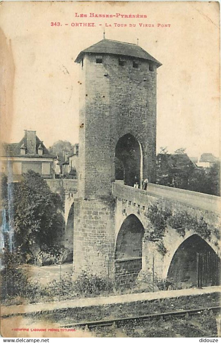 64 - Orthez - La Tour du Vieux Pont - Animée - CPA - Voir Scans Recto-Verso