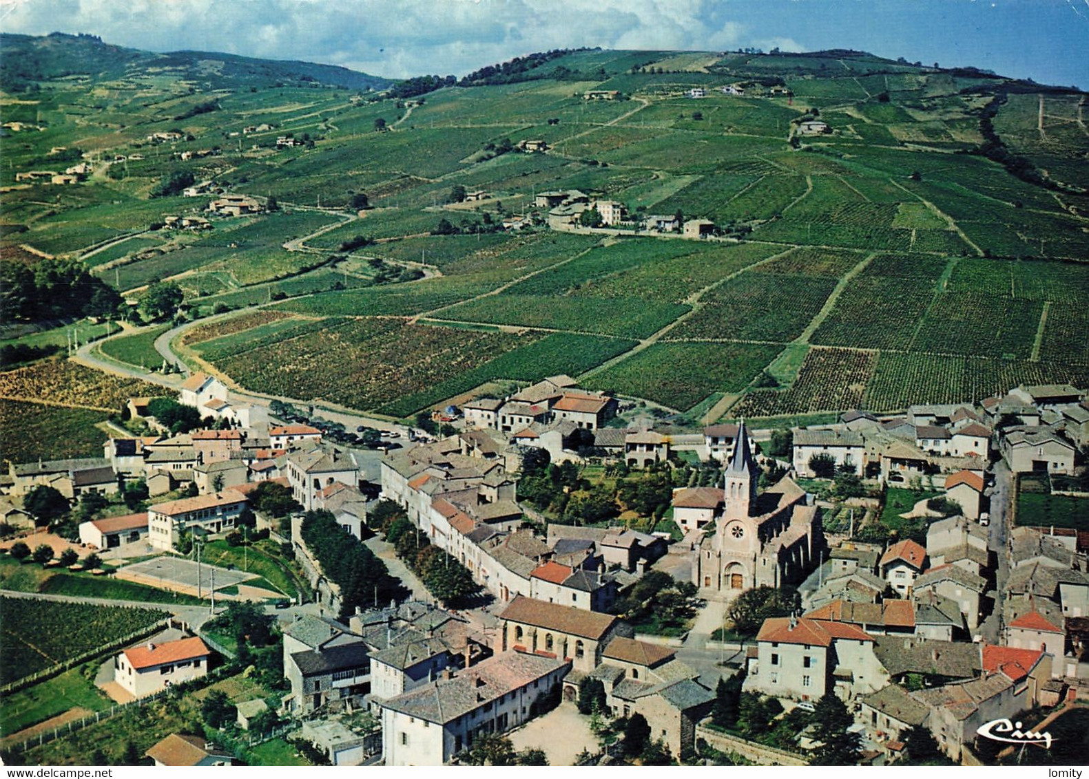 69 Julienas vue generale aerienne cachet flamme Julienas 1986 beaujolais