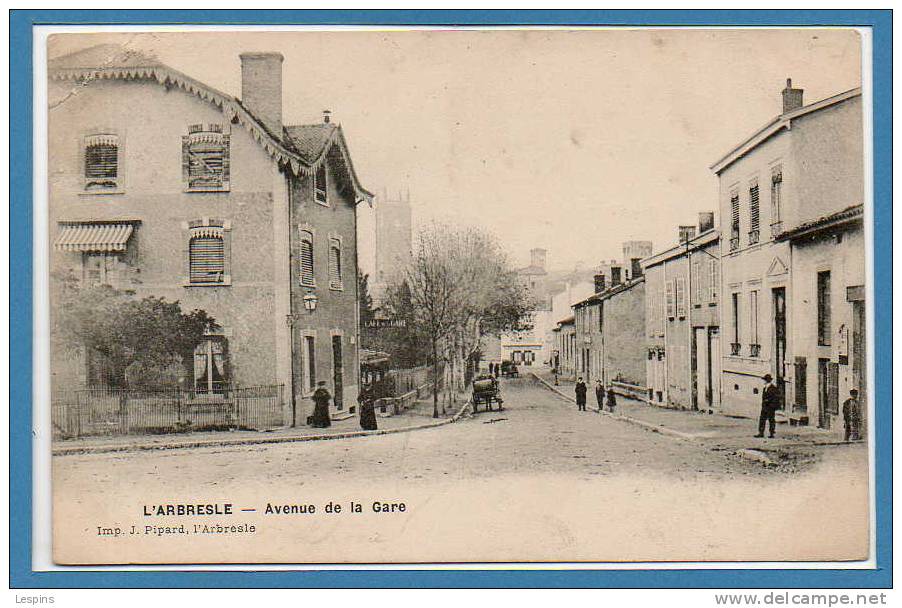 69 - L'ABRESLE --  Avenue de la Gare