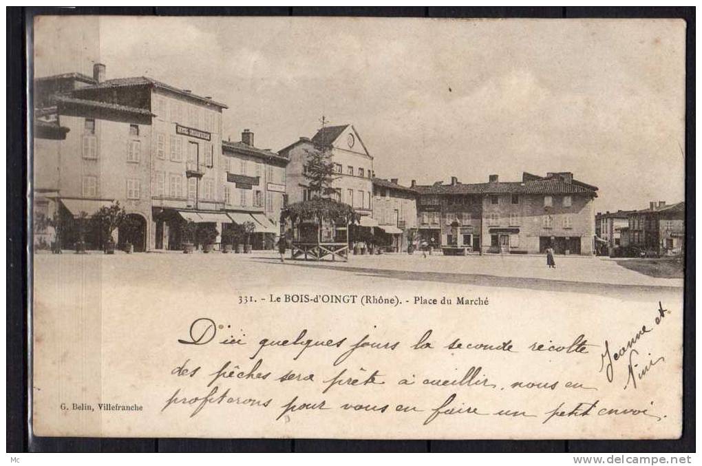 69 - Le Bois-d'Oingt - Place du Marché