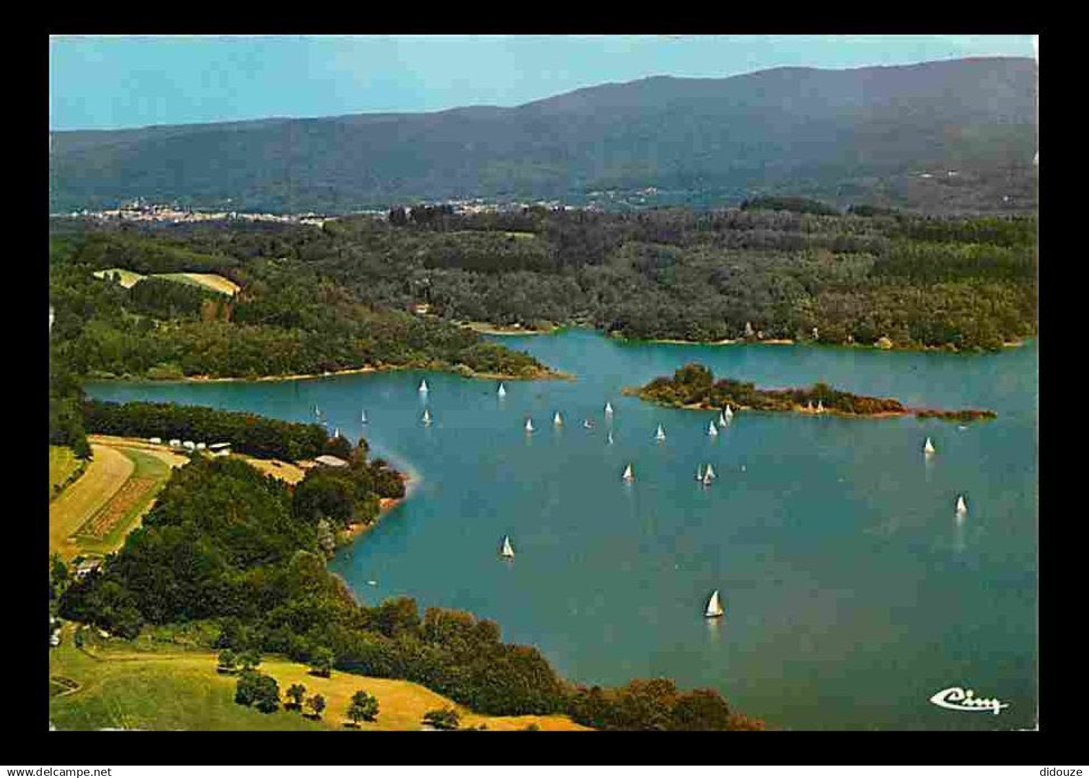 70 - Champagney - Le Bassin - Vue aérienne - CPM - Voir Scans Recto-Verso