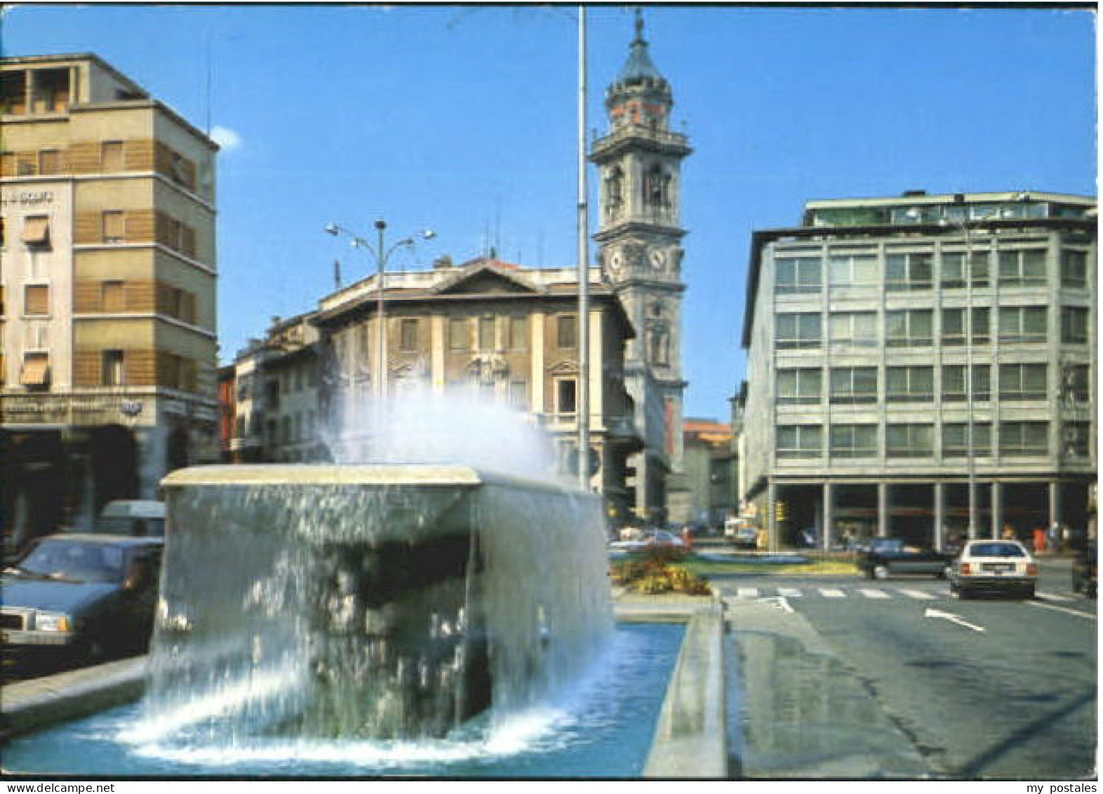 70601621 Varese Varese Platz Brunnen x 1988 Varese