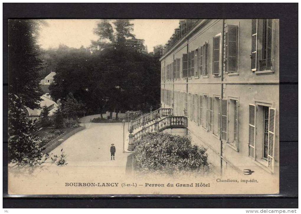 71 - Bourbon-Lancy - Perron du Grand Hotel